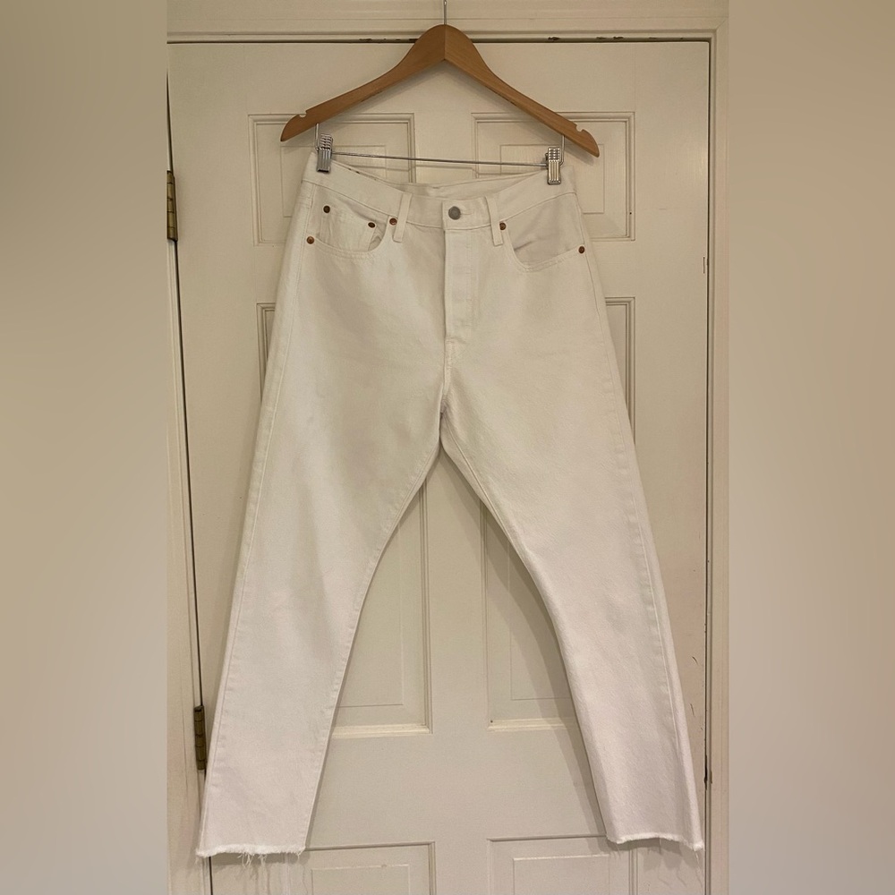 Women Levi’s Premium 501 Skinny Adult Jeans Fray Hem
